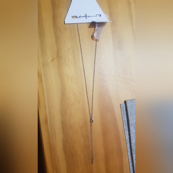 Silver & diamonds sideways arrow cross crucifix & chain neckalace pendant - Picture 5 of 9